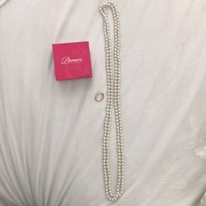 Premier designs pearl necklace and bracelet